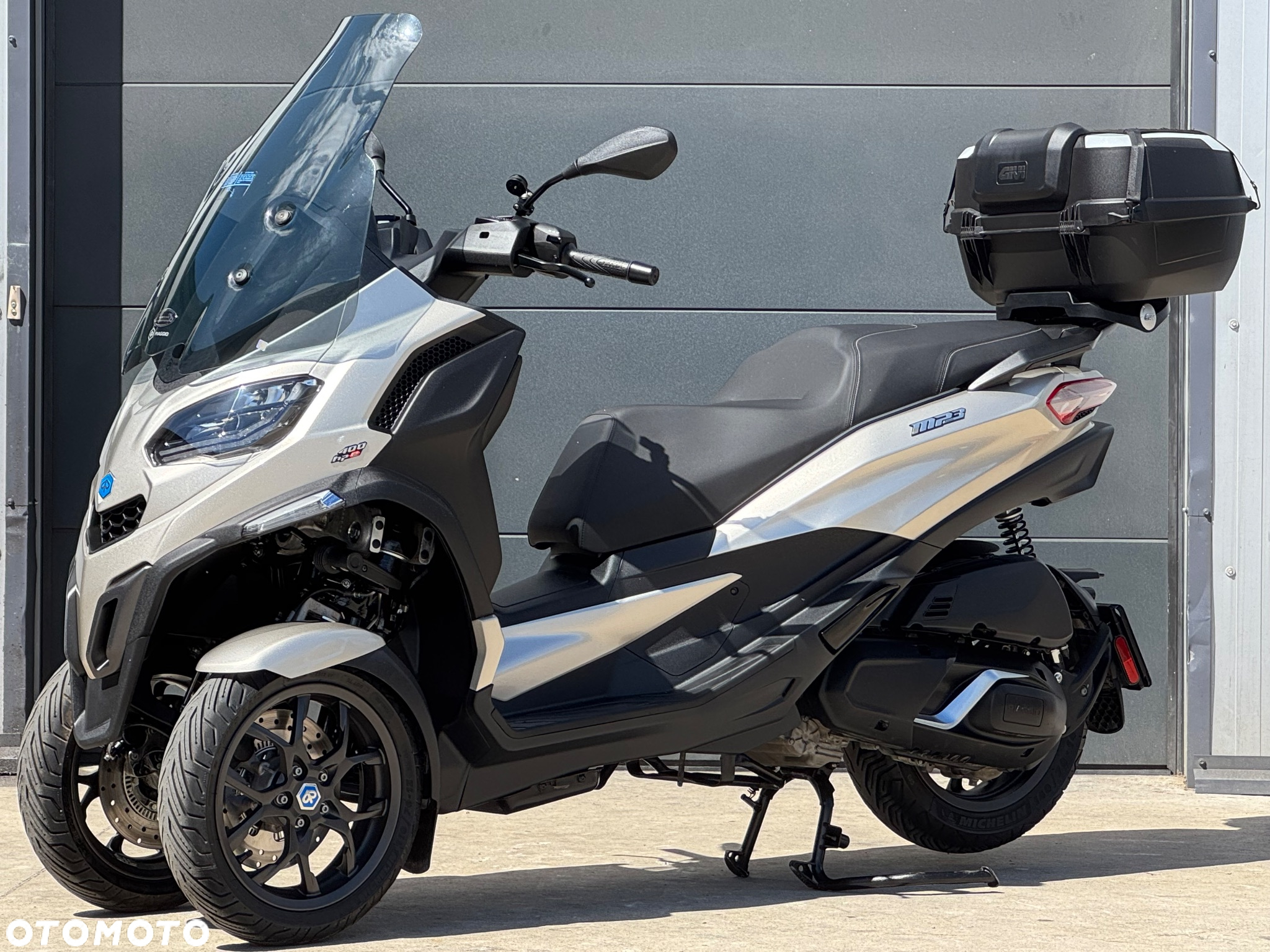 Piaggio MP-3 - 29