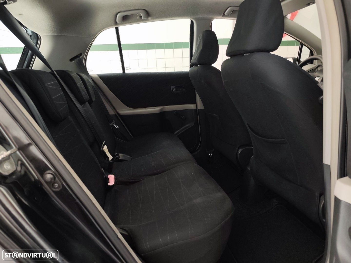 Toyota Yaris 1.0 VVT-i AC - 14