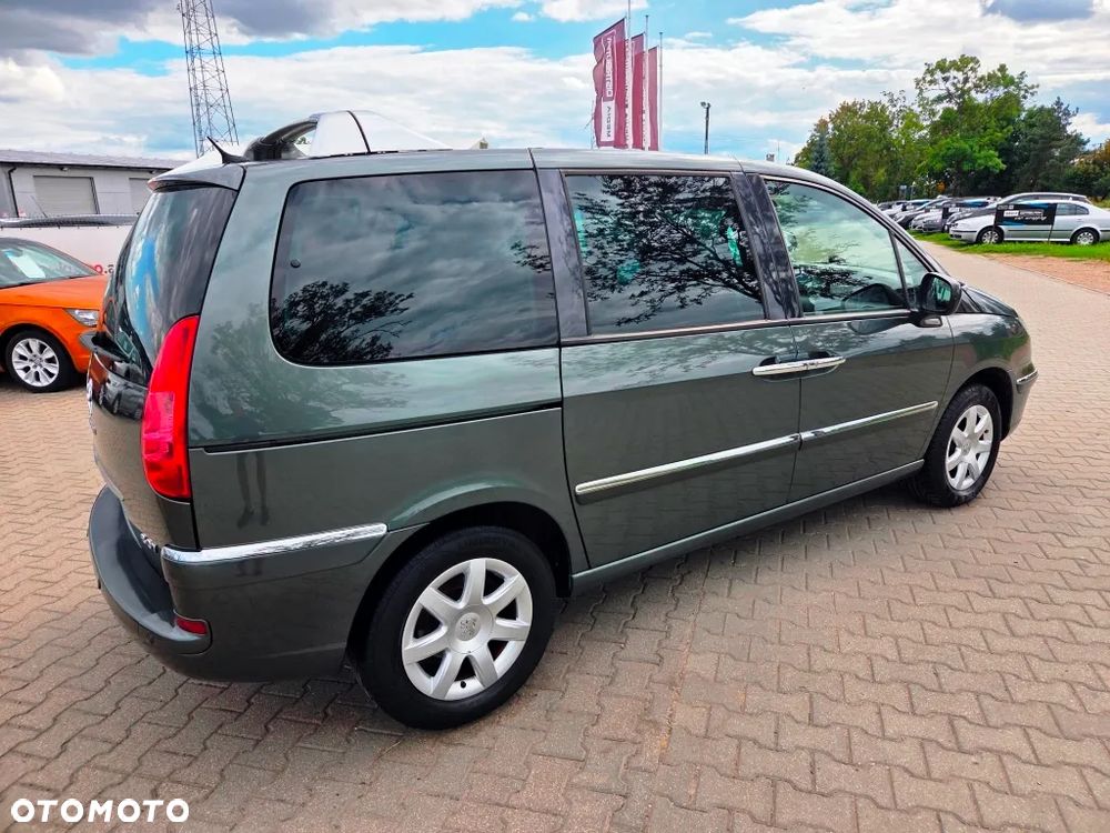 Peugeot 807 HDi 135 Premium - 8