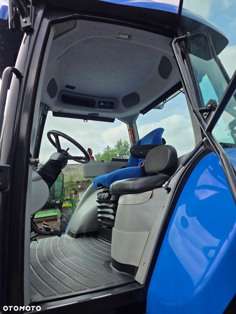 New Holland T8020 - 6