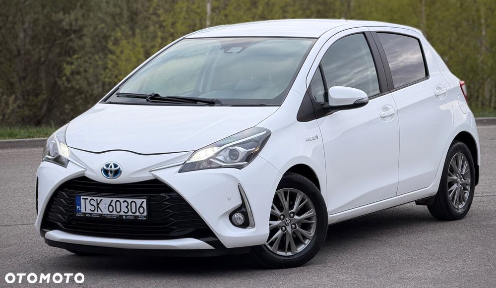Toyota Yaris Hybrid 100 Premium - 3