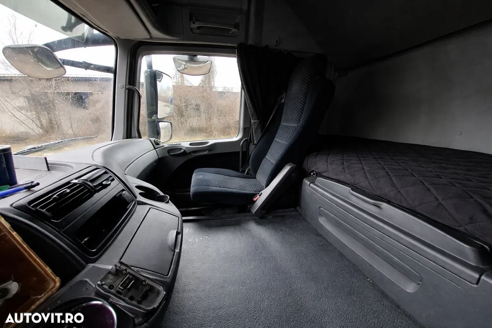 Mercedes-Benz ACTROS - 8