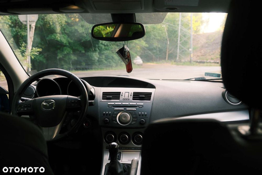 Mazda 3 2.0 Sport - 12