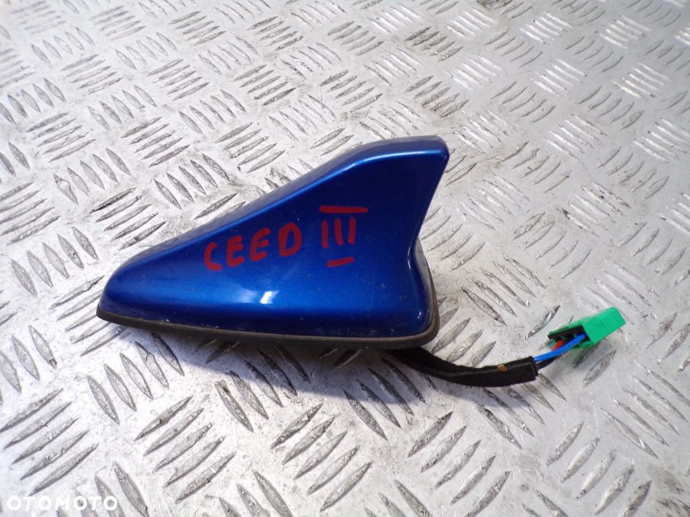 ANTENA REKIN KIA CEED III 3 PIN - 1