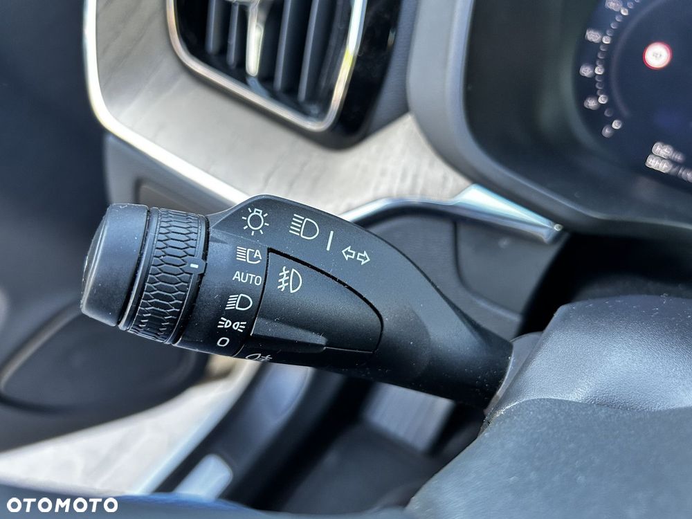 Volvo XC 60 - 24