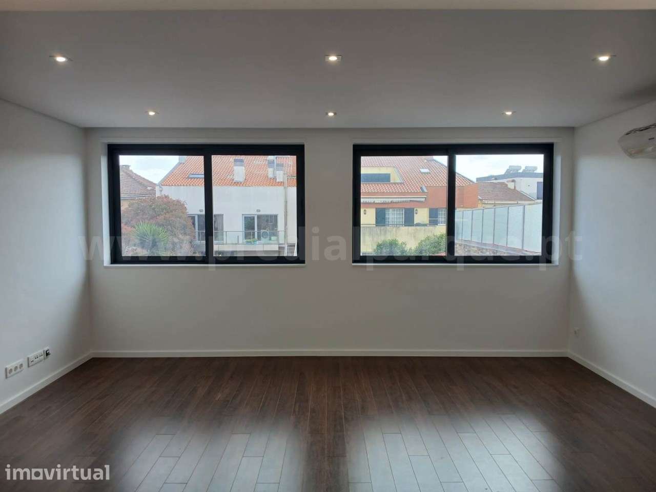 Apartamento T3 com lugar de garagem, Boavista - Grande imagem: 2/22