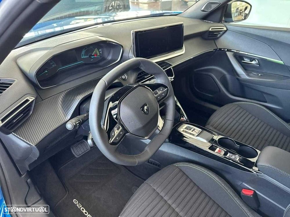 Peugeot e-2008 54 kWh Active - 13
