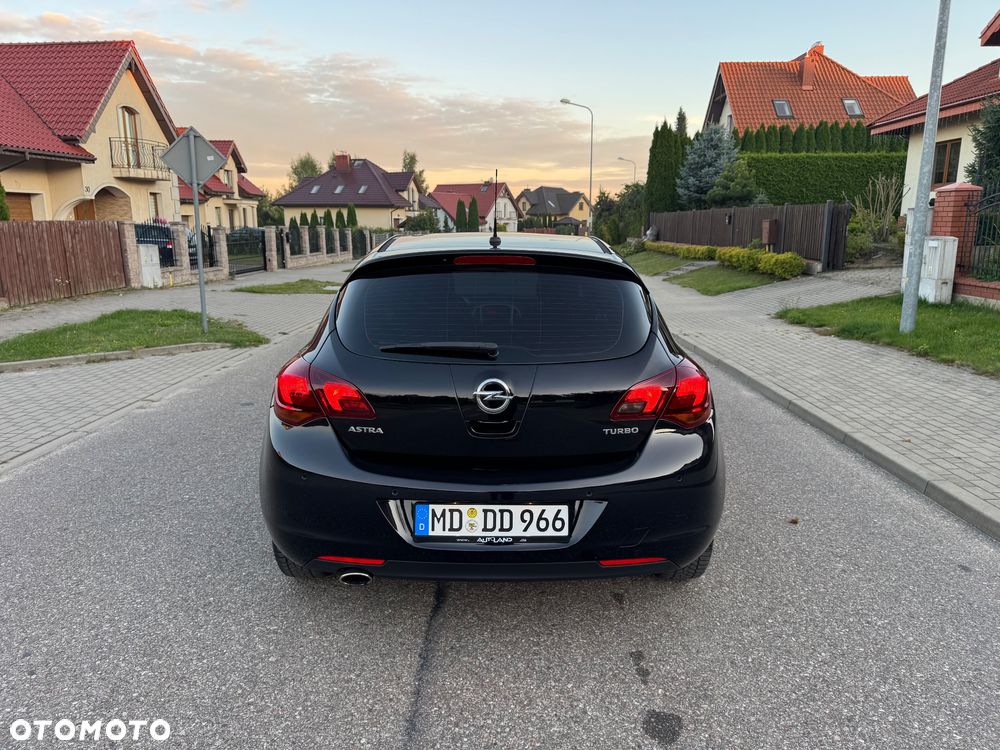 Opel Astra 1.4 Turbo Edition - 16