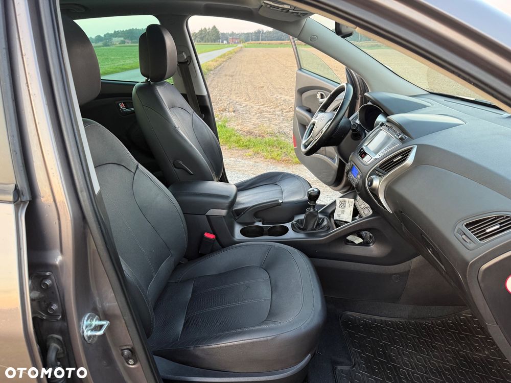 Hyundai ix35 2.0 CRDi 4WD Premium - 8