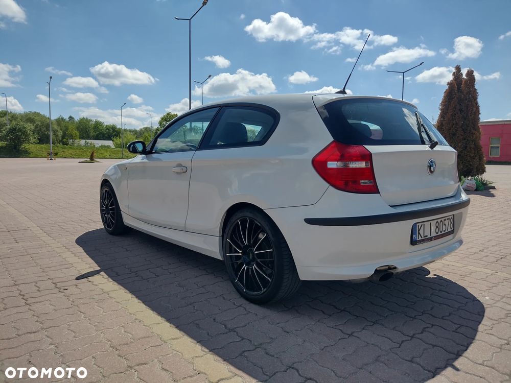 BMW Seria 1 116i - 5