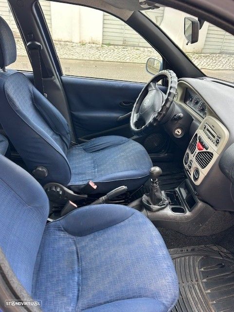 Fiat Palio Weekend 16V - 6
