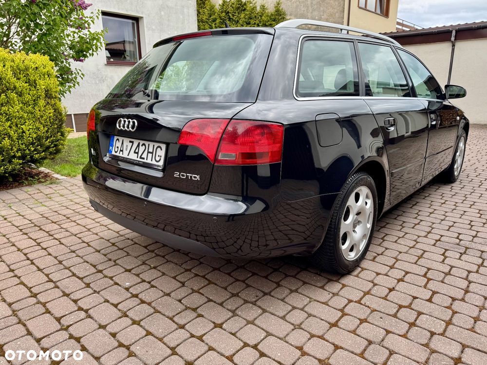 Audi A4 Avant - 4