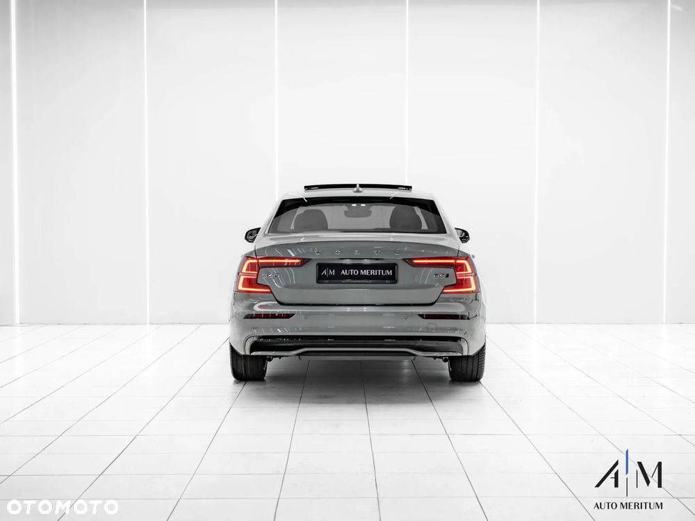 Volvo S60 B5 B AWD Ultimate Dark - 11
