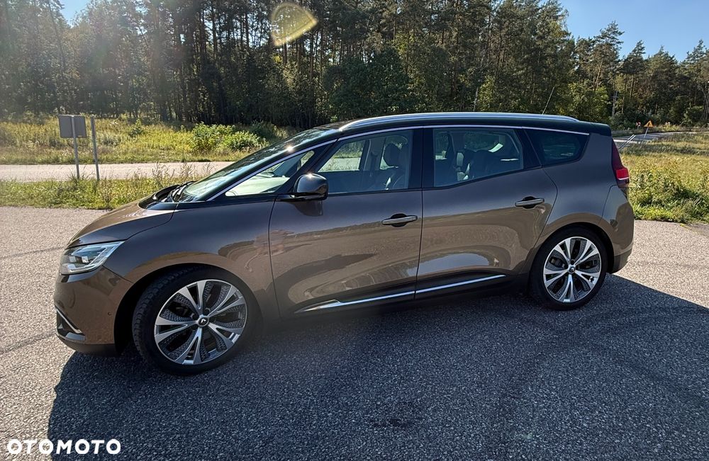 Renault Grand Scenic - 8