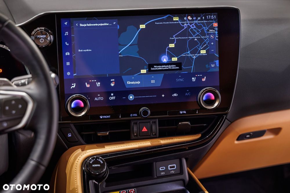 Lexus NX - 28