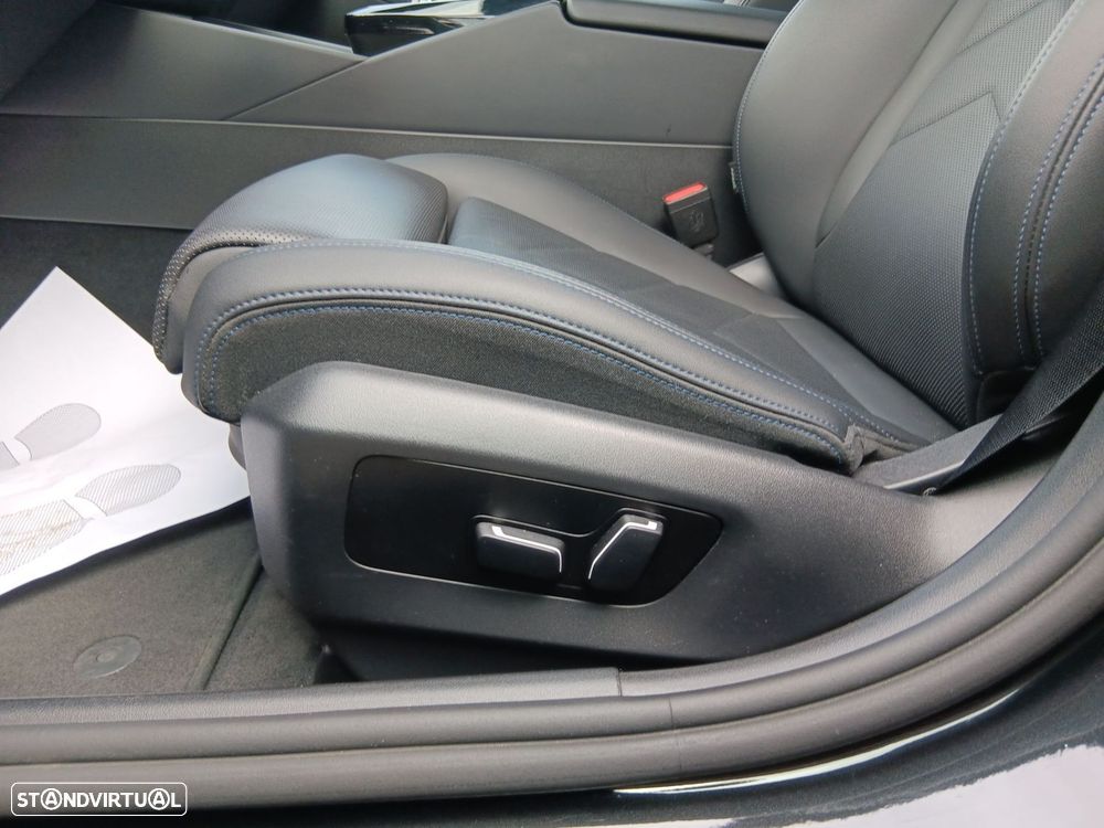 BMW 530 e Pack Desportivo M - 15