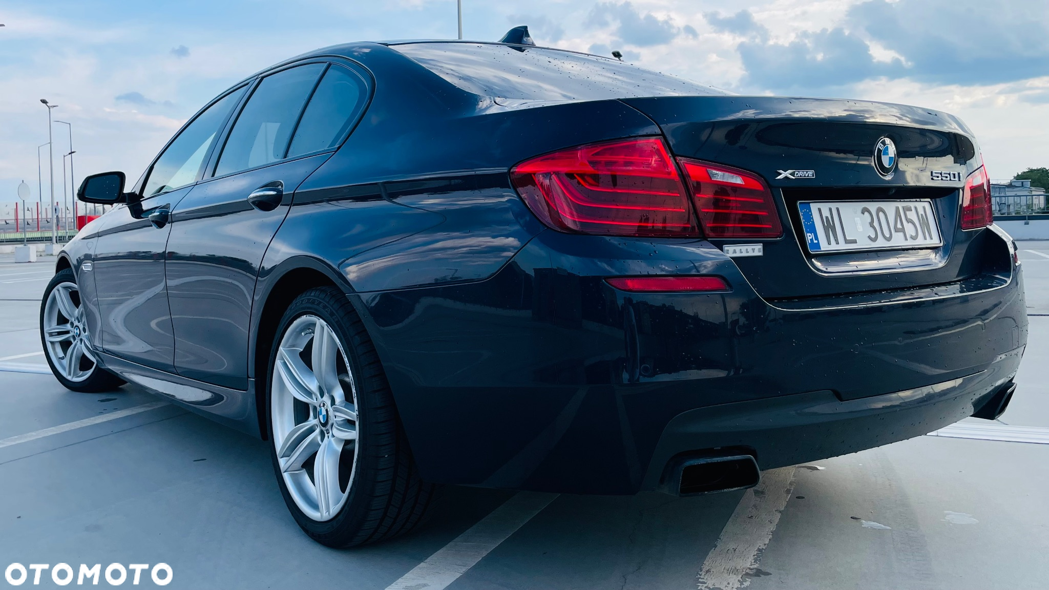BMW Seria 5 550i xDrive Luxury Line - 23