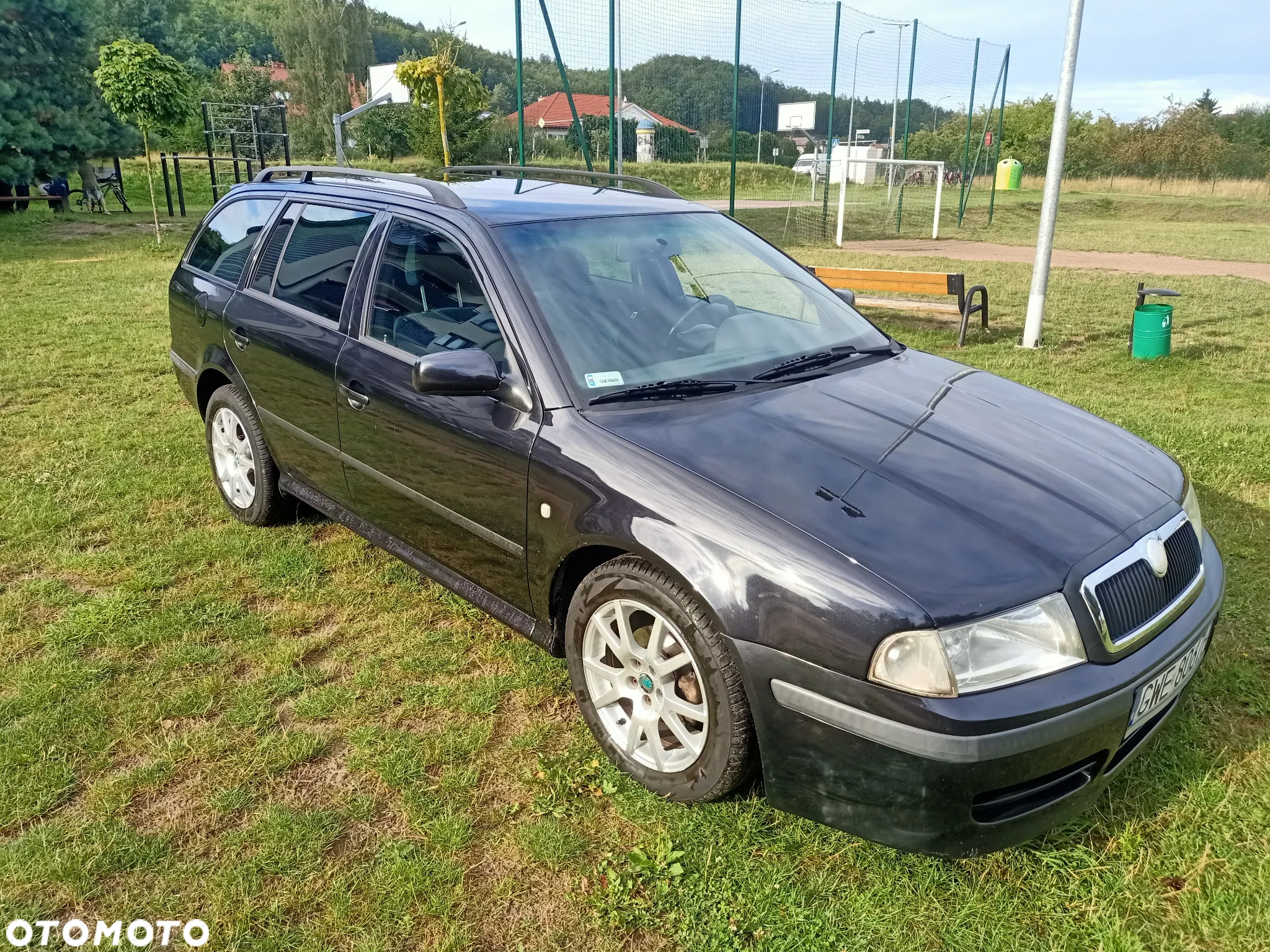 Skoda Octavia Combi 1.6 Ambiente - 3