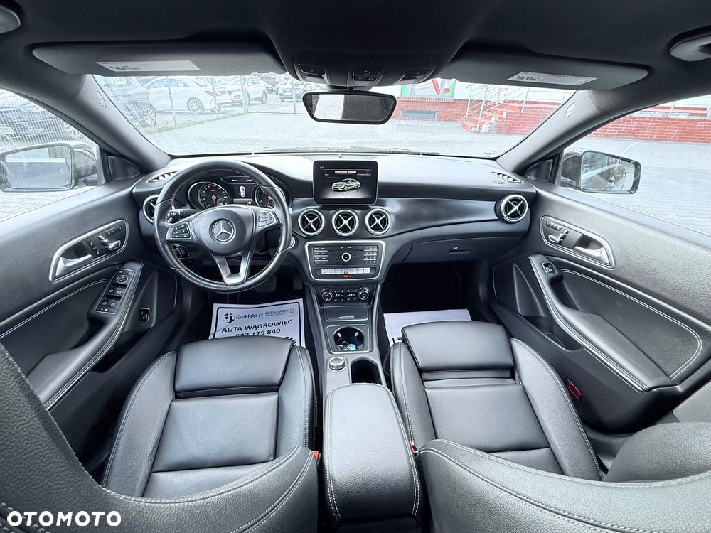 Mercedes-Benz CLA - 16
