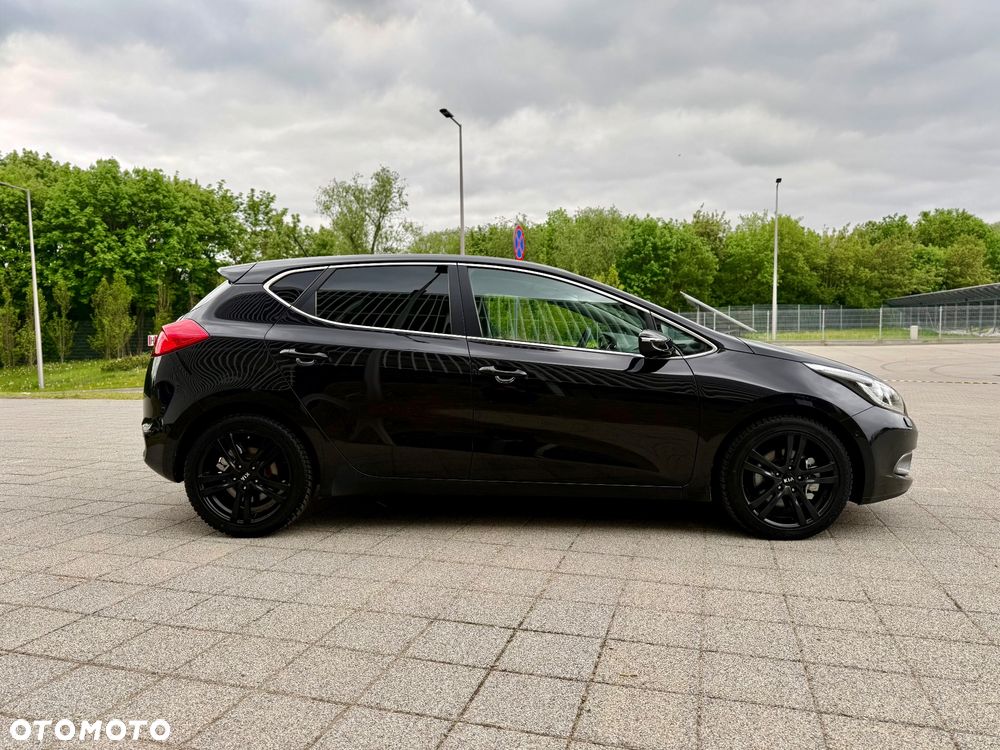 Kia Ceed 1.6 CRDi 128 Platinum Edition - 9