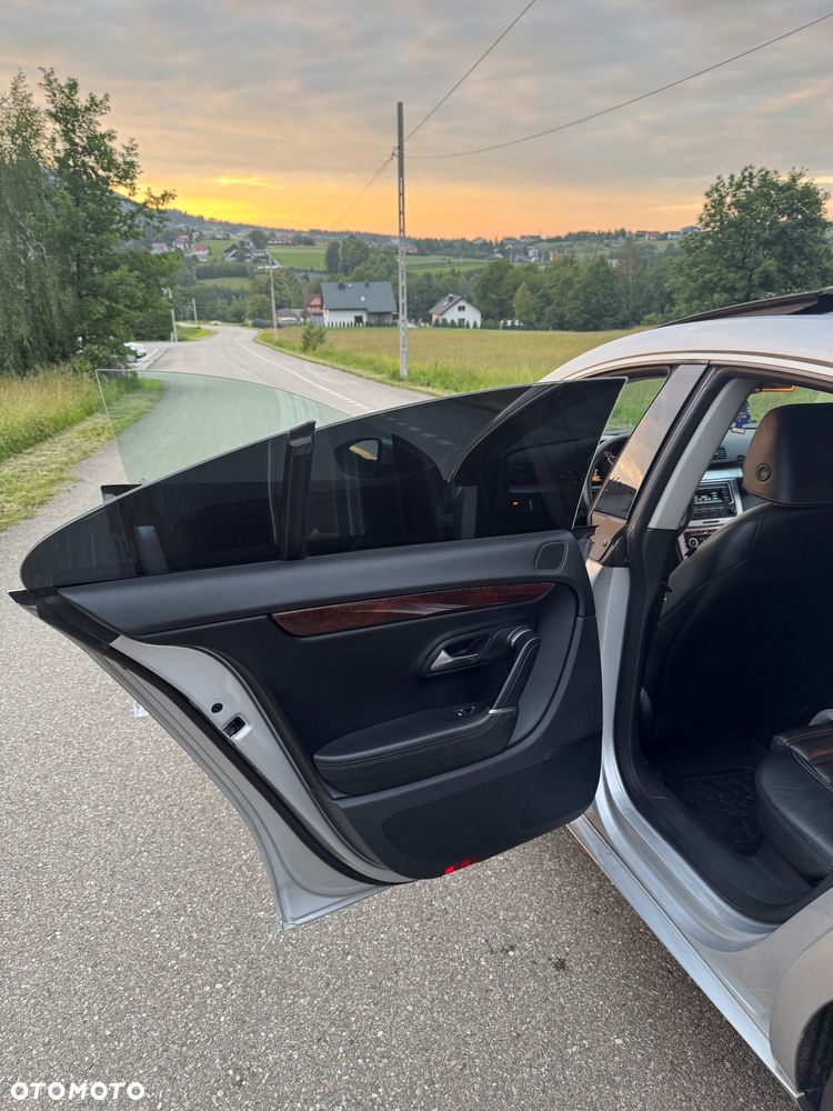 Volkswagen Passat 1.8 TSI Sportline - 12