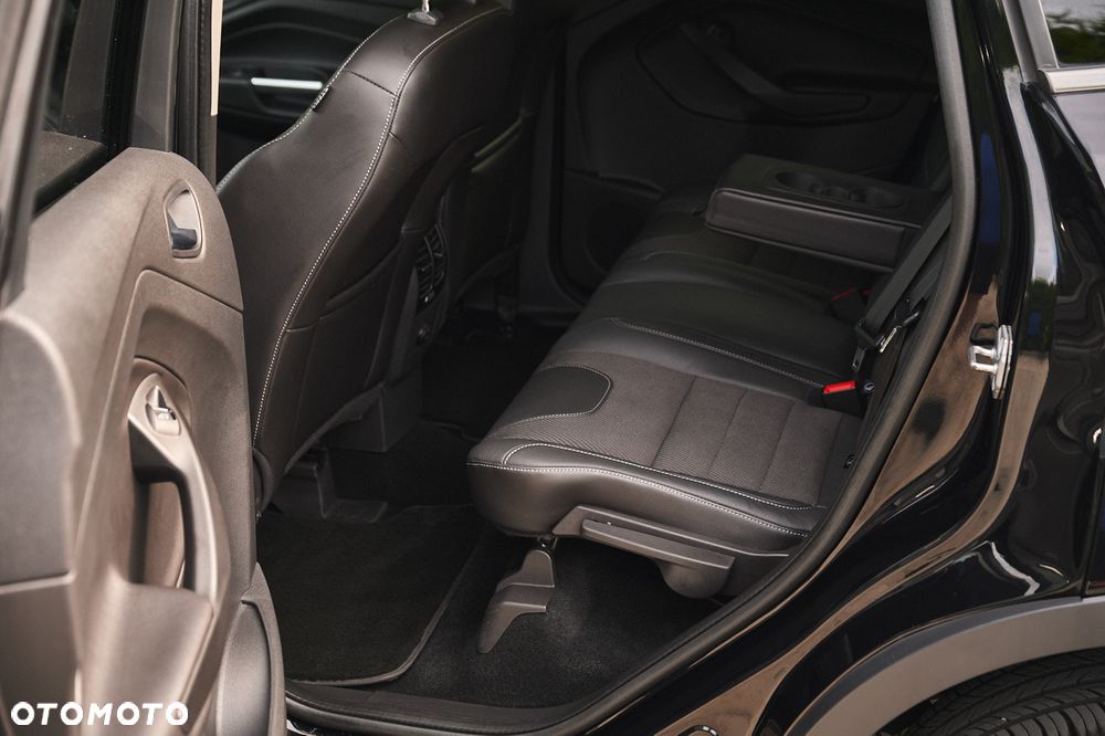 Ford Kuga 1.6 EcoBoost 2x4 Individual - 27