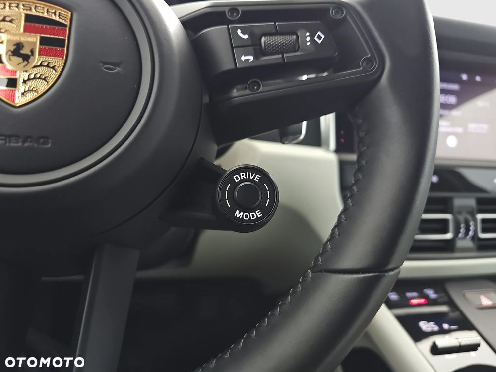 Porsche Macan Standard - 19