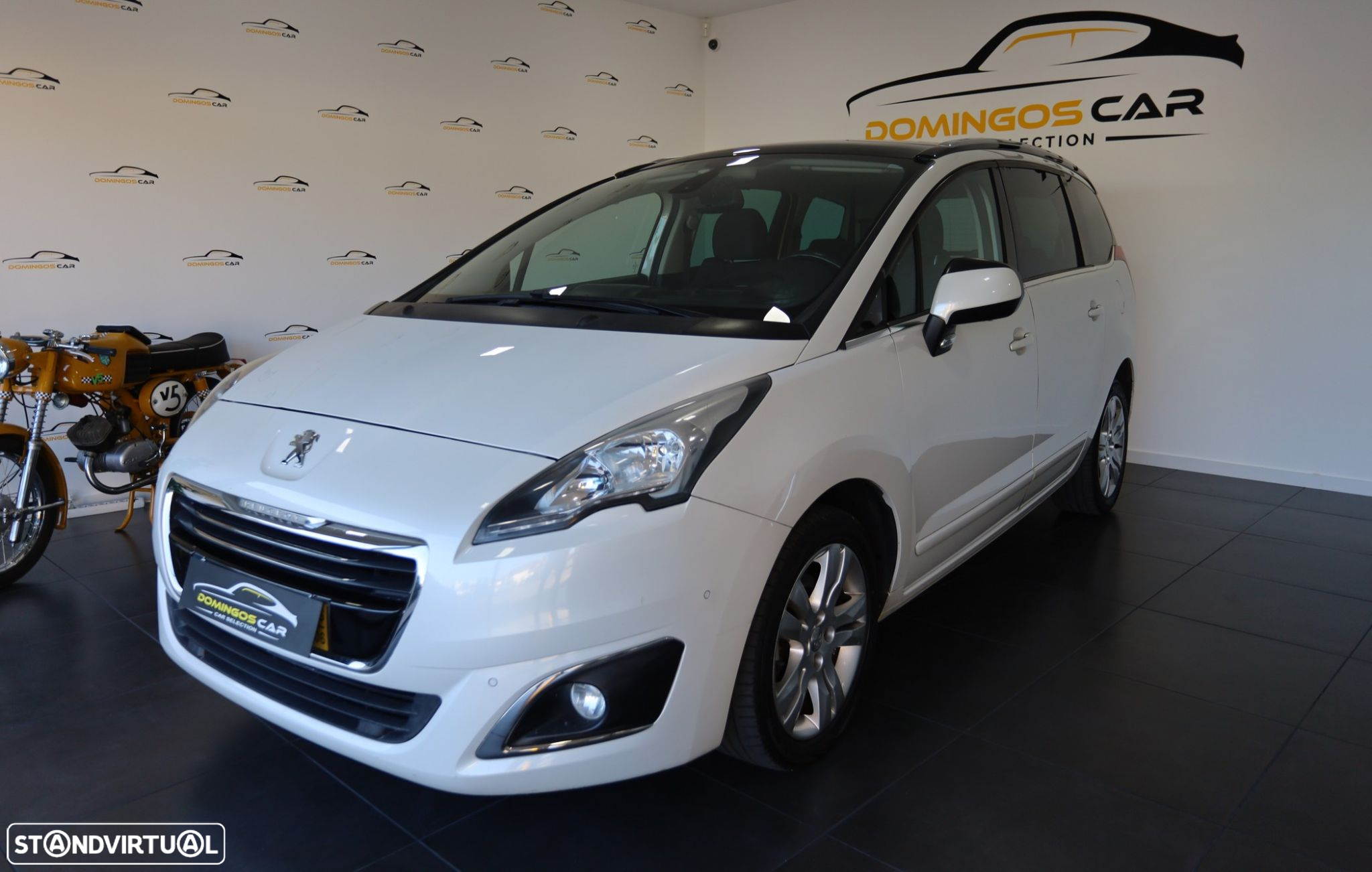 Peugeot 5008 1.6 BlueHDi Allure EAT6 J17 - 2