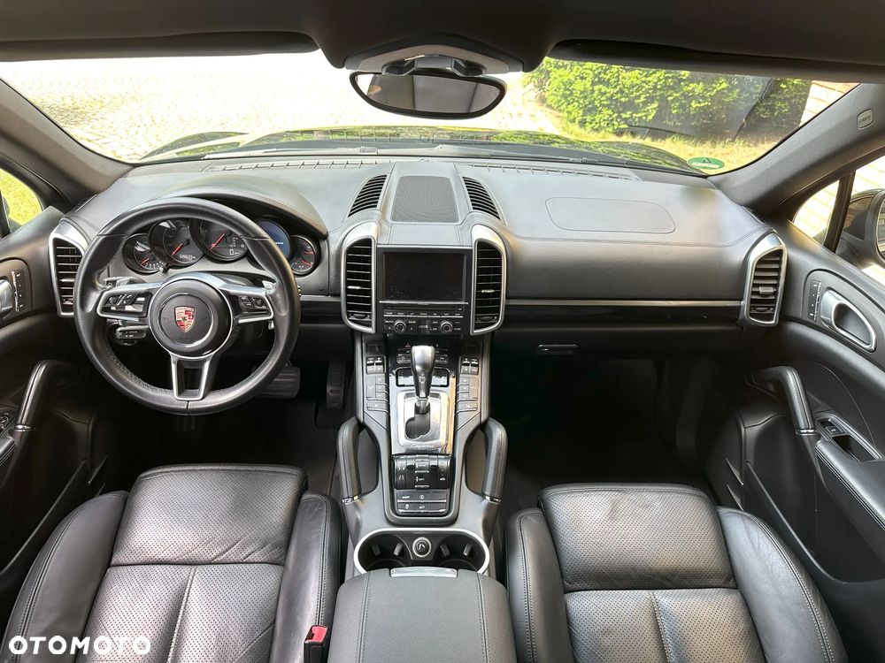 Porsche Cayenne Diesel - 11