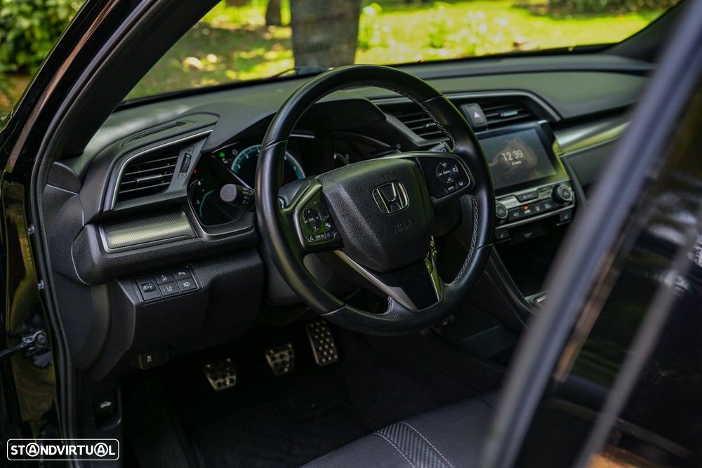 Honda Civic 1.0 i-VTEC Executive - 31