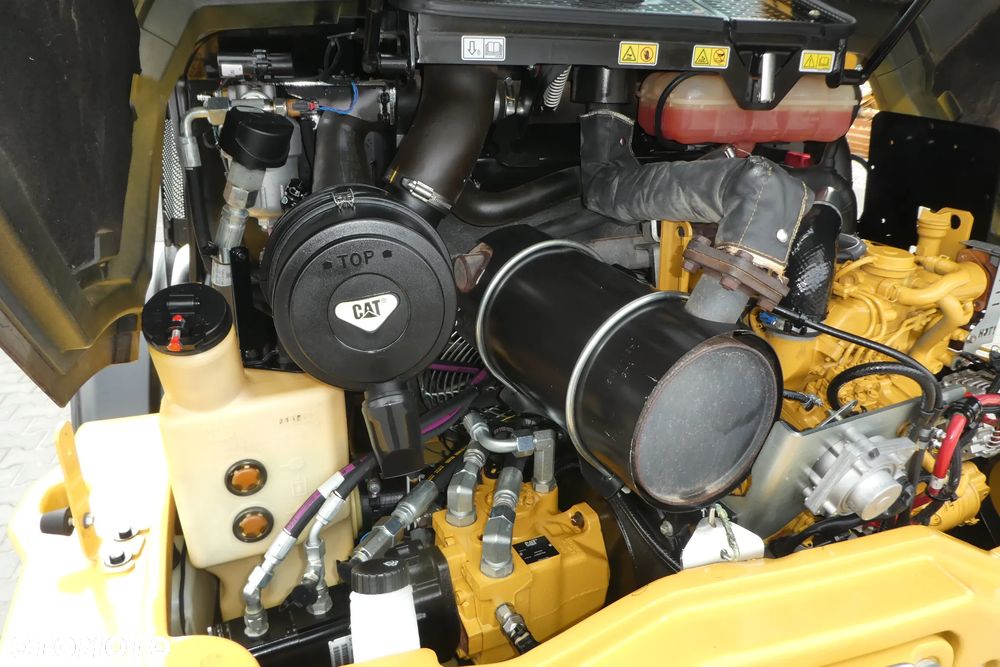 Caterpillar 906M ŁYZKA WIDŁY BEZ DPFU - 12