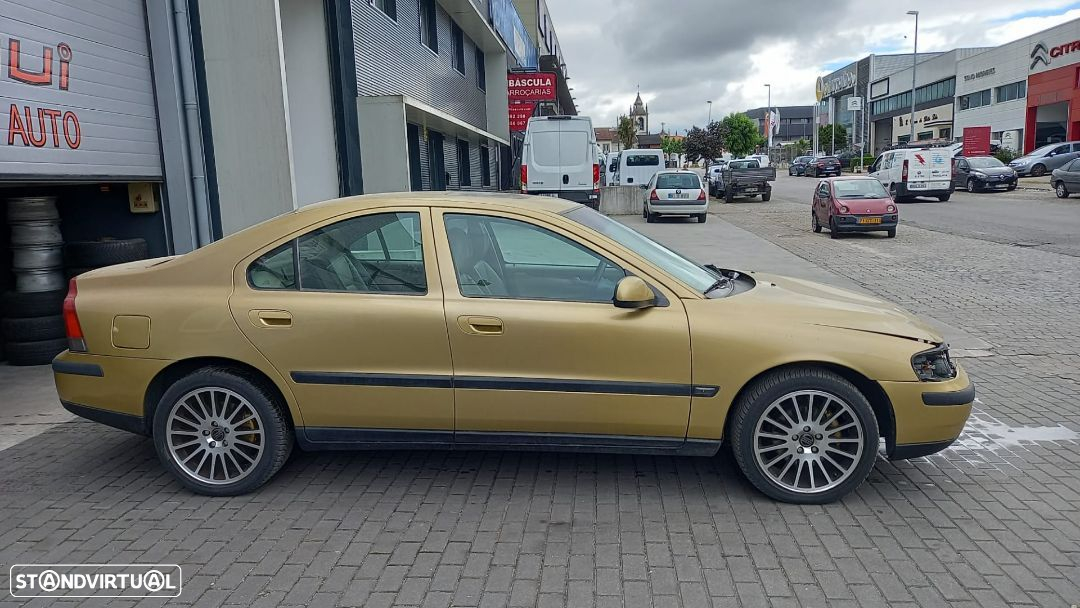 Portas Volvo S60 D5 2.4D 163cv 5244T de 2002 - 2