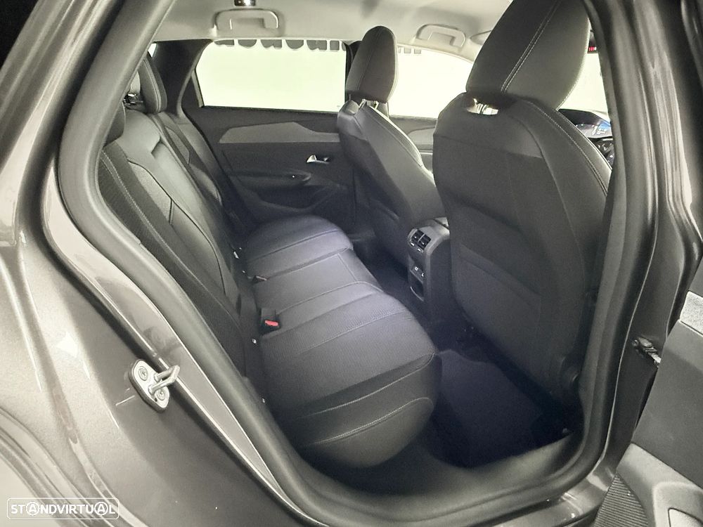 Peugeot 308 BlueHDi FAP 130 EAT8 Stop & Start GT - 29