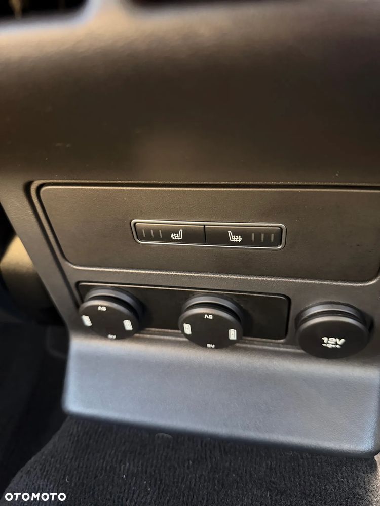Jaguar F-Pace 2.0 i4D AWD R-Sport - 24