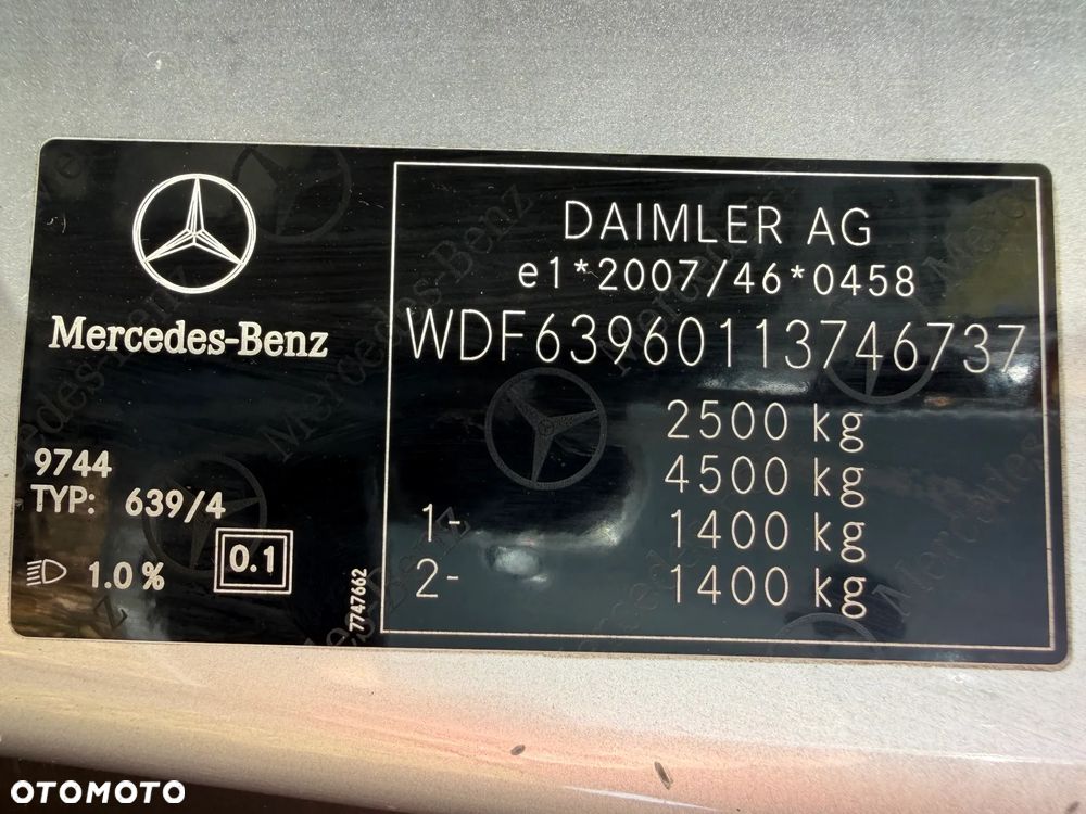 Mercedes-Benz VITO - 21