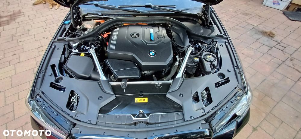 BMW Seria 5 530e xDrive - 25