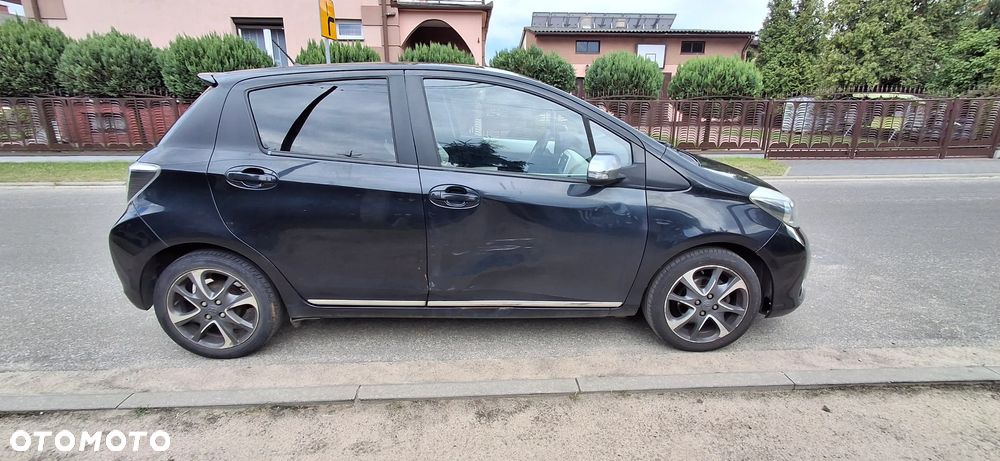 Toyota Yaris - 5