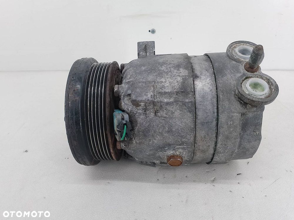 POMPA, SPRĘŻARKA KLIMATYZACJI CHEVROLET EVANDA 2.0 16V - 1