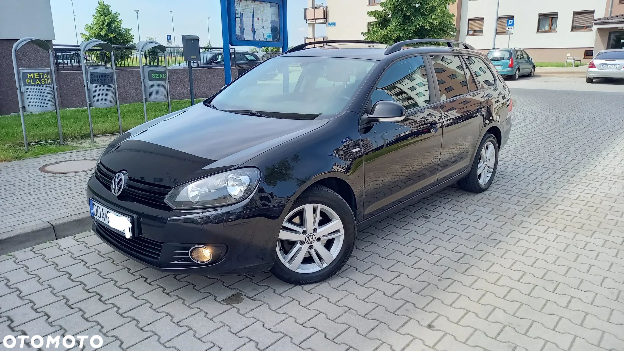 Volkswagen Golf VI 1.6 TDI Highline - 1