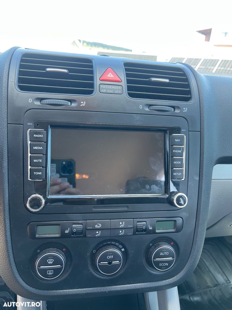 Volkswagen Jetta 2.0 FSI Comfortline - 13