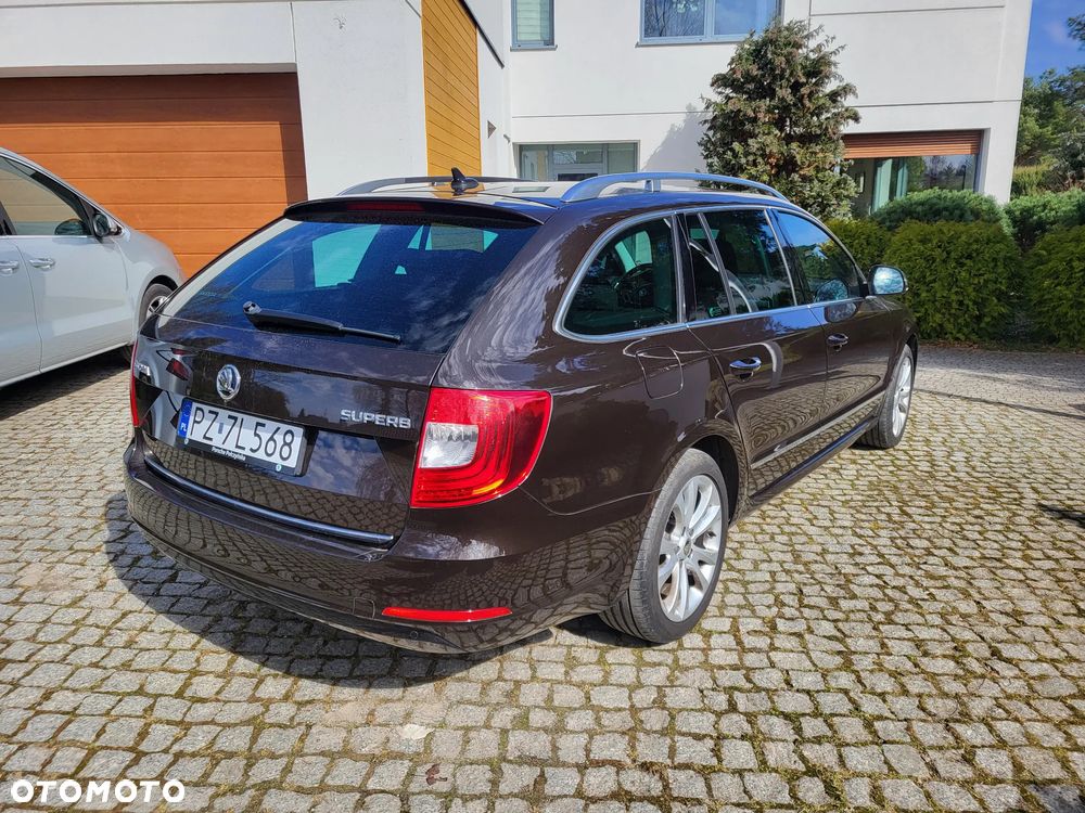 Skoda Superb 2.0 TDI Ambition - 5