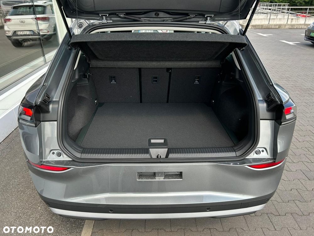 Volkswagen T-Roc - 27