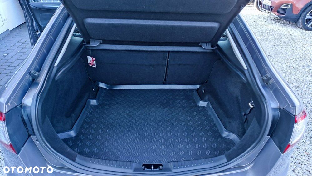 Ford Mondeo - 8