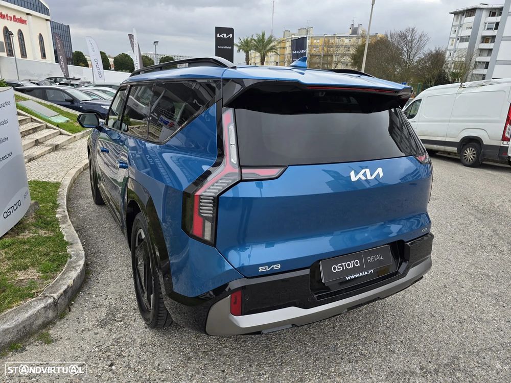 Kia EV9 98.8 kWh GT-Line AWD - 8