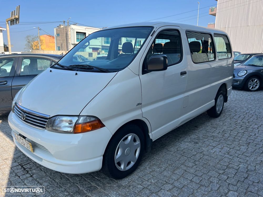 Toyota HiAce 2.5 D-4D Curto Luxo 2.6T - 8
