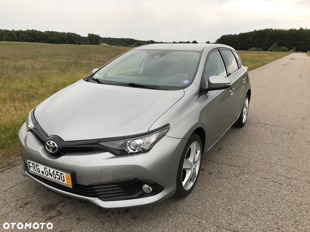 Toyota Auris 1.2 Turbo Team Deutschland - 1