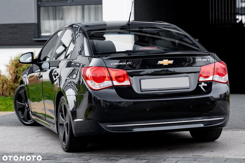 Chevrolet Cruze 1.8 LT - 8