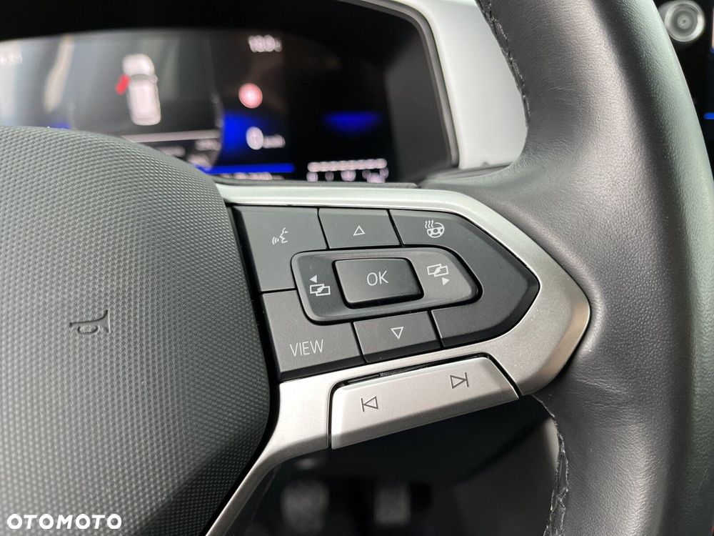 Volkswagen T-Roc - 23