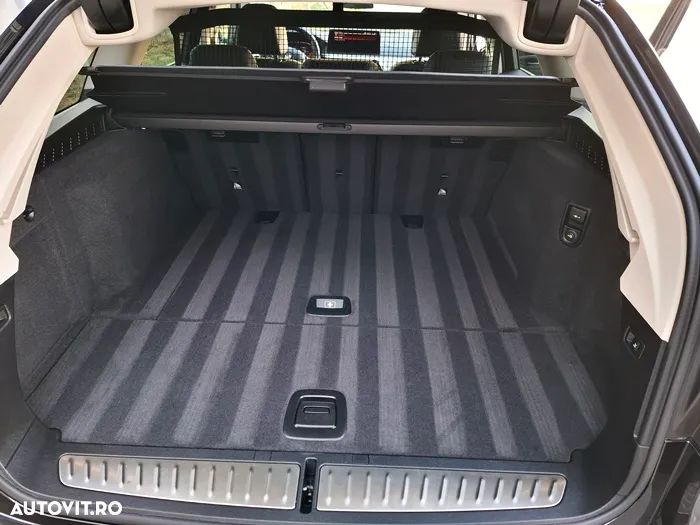 BMW Seria 5 520d xDrive Touring Aut. Luxury Line - 20