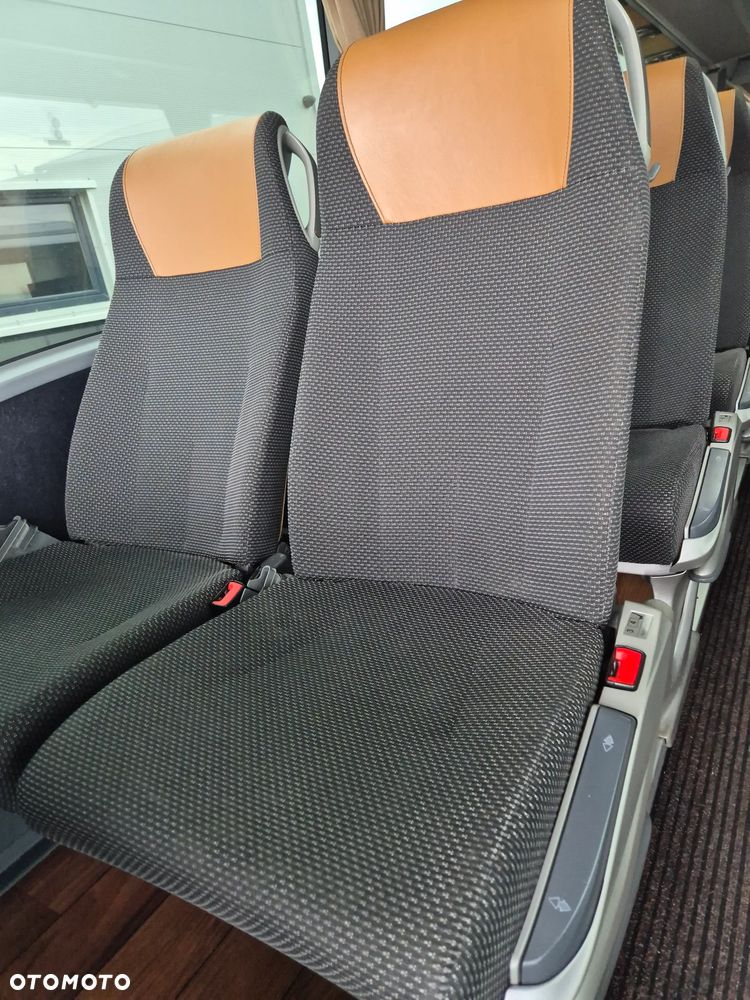 Mercedes-Benz TOURISMO RHD-L - 29